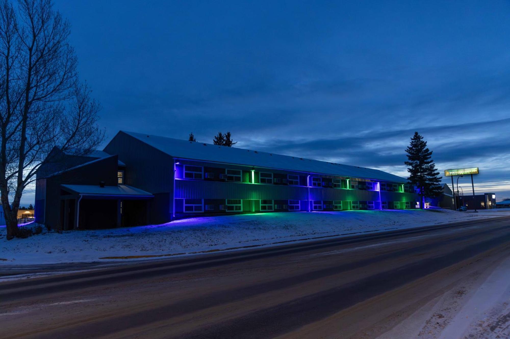 Northern Lights Inn Fort St. John Exterior photo