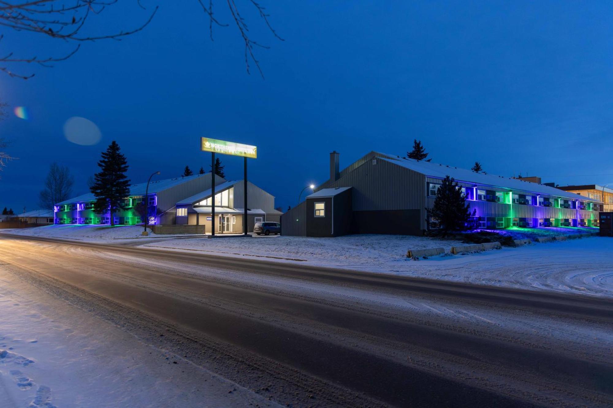 Northern Lights Inn Fort St. John Exterior photo