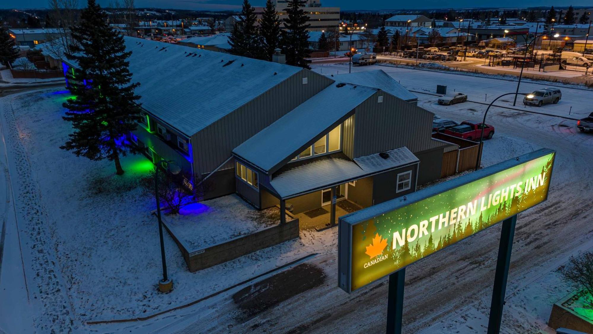 Northern Lights Inn Fort St. John Exterior photo