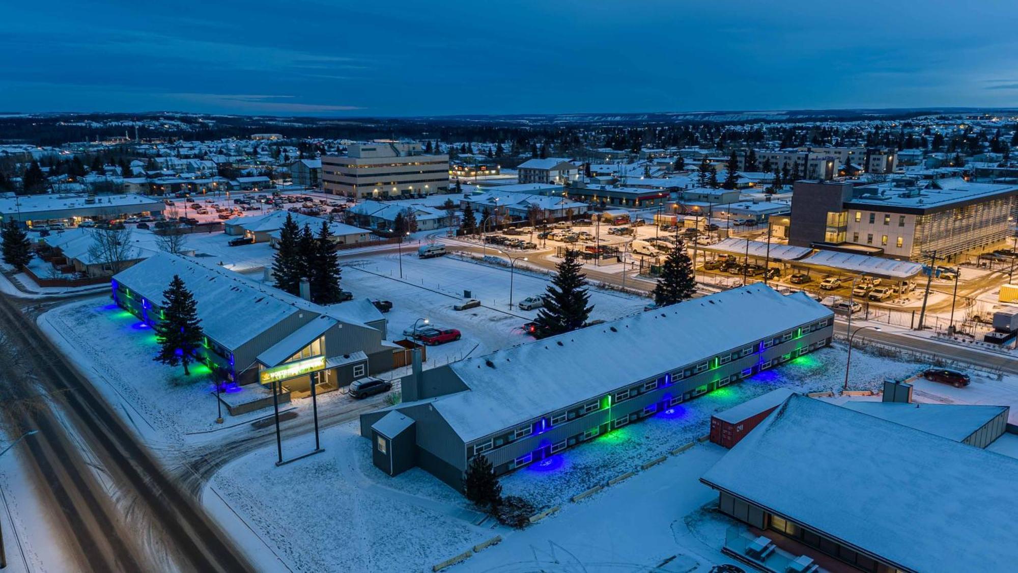 Northern Lights Inn Fort St. John Exterior photo