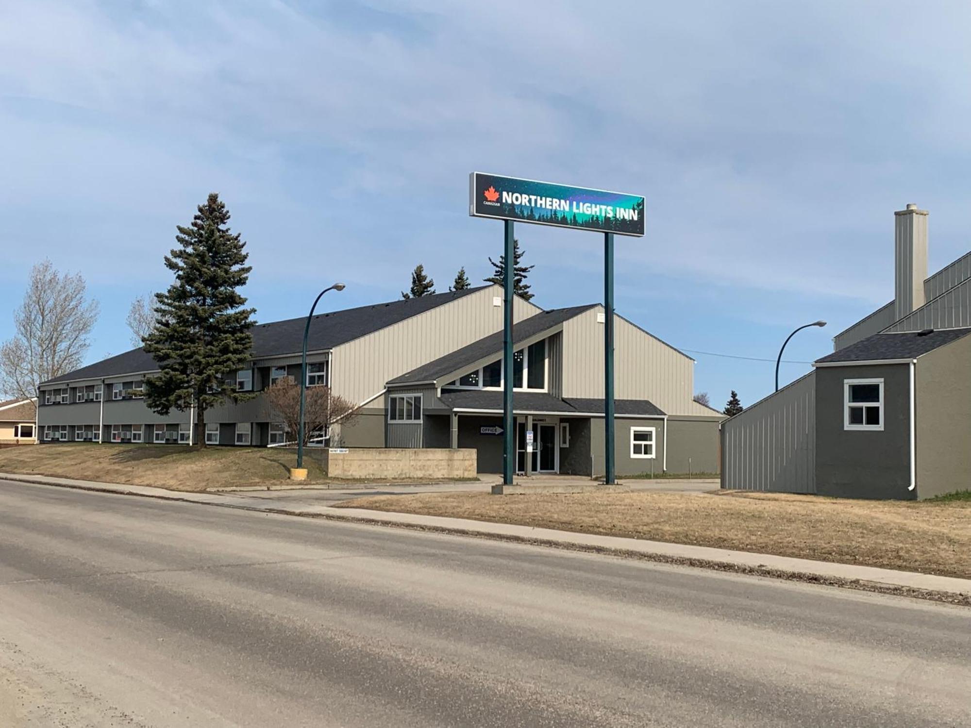 Northern Lights Inn Fort St. John Exterior photo